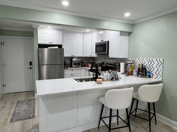 1455 Madison Ave APT A1