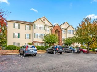 3729-3D Morris Farm Dr, Greensboro, NC 27409