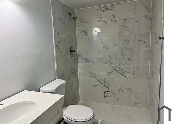 1 bed, 738 sqft, $1,995 — Photo 4