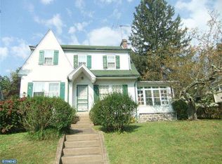 220 N Rolling Rd, Springfield, PA 19064
