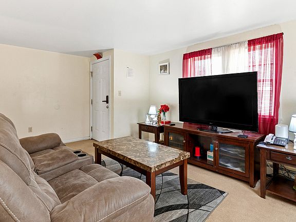 4th image of 5 Appleby Street
