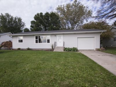 930 East St, Black Earth, WI, 53515