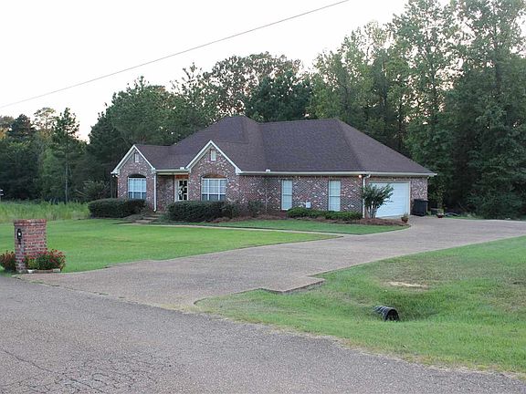 2nd image of 741 Forest Woods Dr