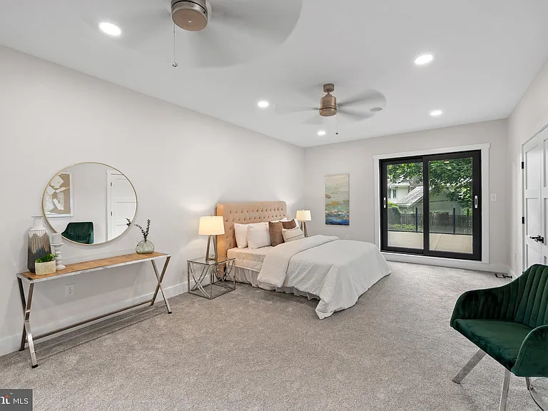 354 Winding Way — Photo 32