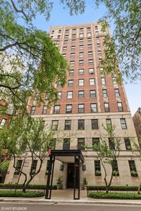 73 E Elm St APT 10B, Chicago, IL, 60611