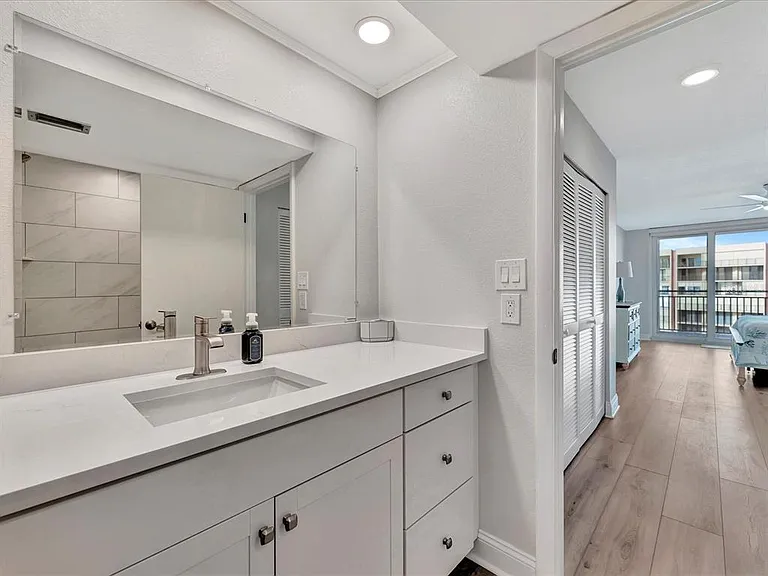 1430 Gulf Blvd #612 — Photo 26