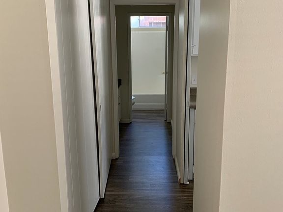 5th image of 1920 Thomas Ave APT 4