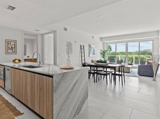 1020 Sunset Point Rd UNIT 112, Clearwater, FL 33755