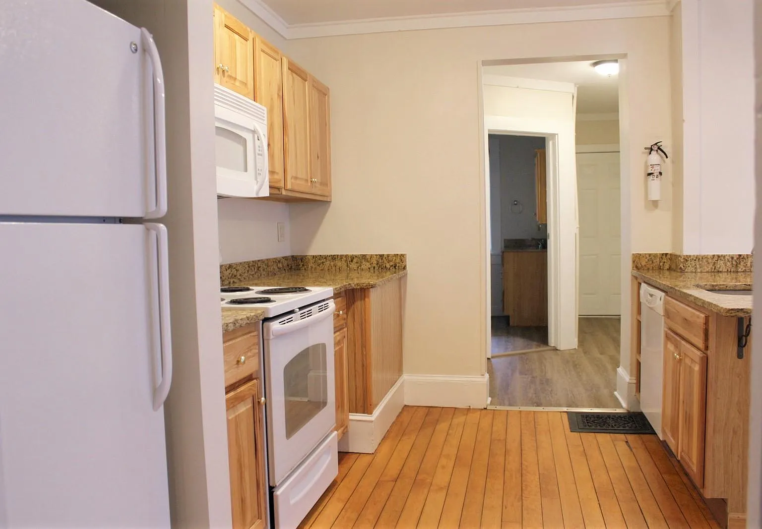 2 bed, $2,500 — Photo 2