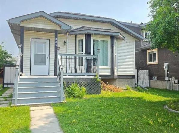 335 S Covington Bay NE, Calgary, AB T3K 4G1