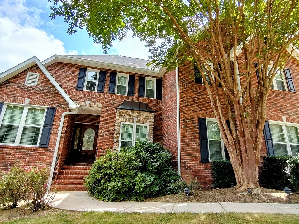 Front, Photo 1