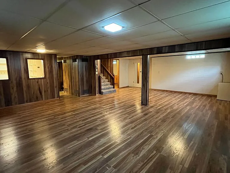 1200 N Linden St — Photo 13