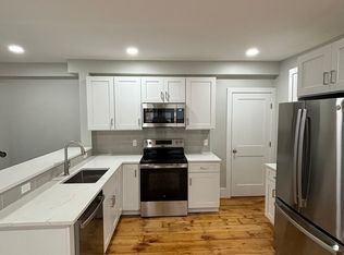 7 Ham St #201, Dover, NH 03820