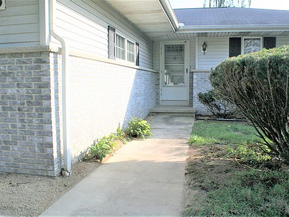 2nd image of 301 N Lakeshore Dr