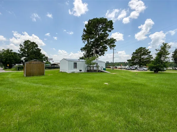 108 Monroe St, Willis, TX 77378