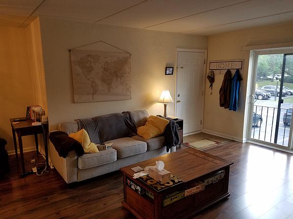 2nd image of 1753 S Washington St #1753
