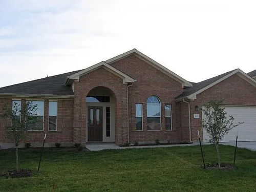 913 Rochester Castle Way Photo 1