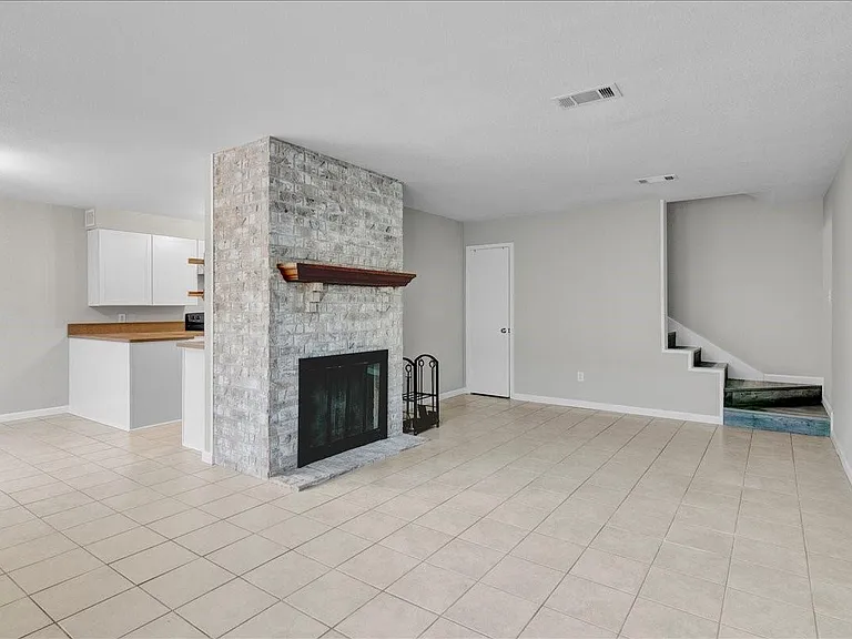 968 Park Meadow Dr — Photo 3