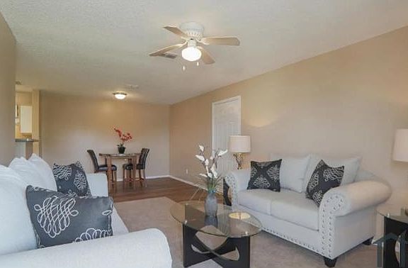 5th image of 880 Motsie Rd