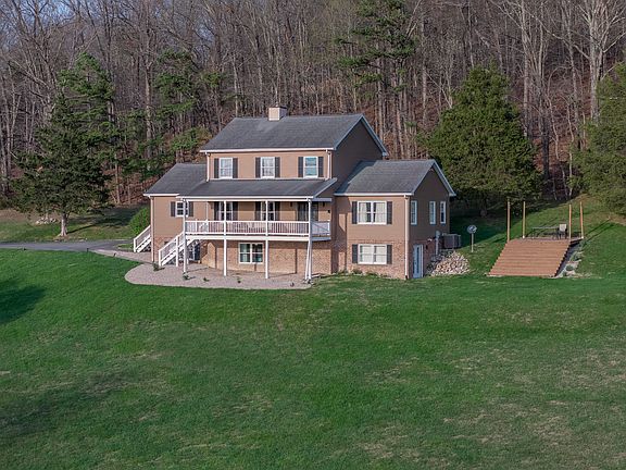 4th image of 377 Rattler Rd