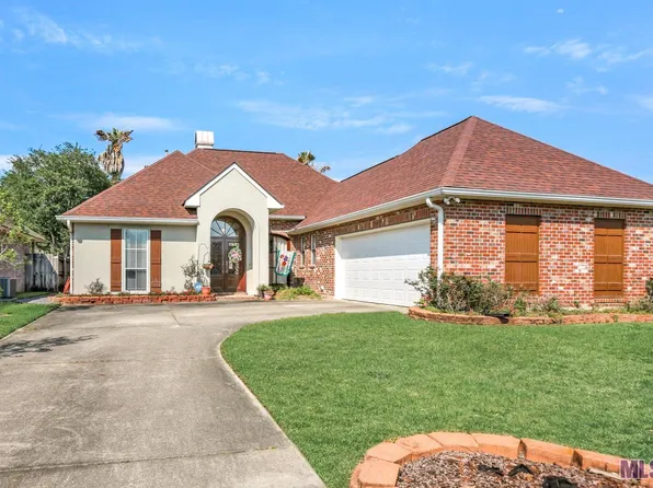 10513 Oakley Trace Dr, Baton Rouge, LA 70809