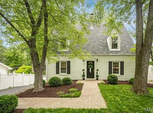 984 N Woodlawn Ave, Saint Louis, MO 63122