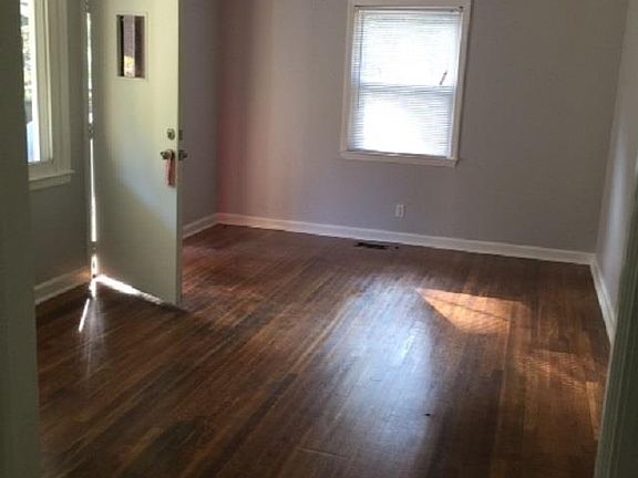 4th image of 3817 Valleydale Dr