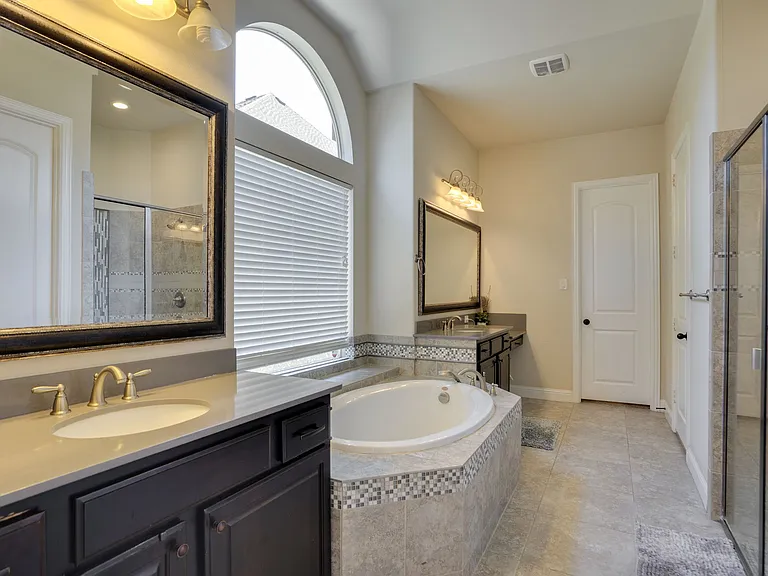 1604 Woodrose Ct — Photo 26