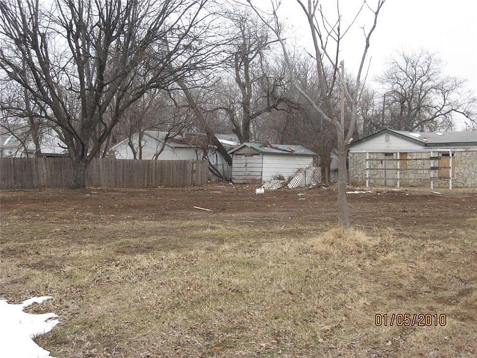 1st image of 1555 SW 25th St
