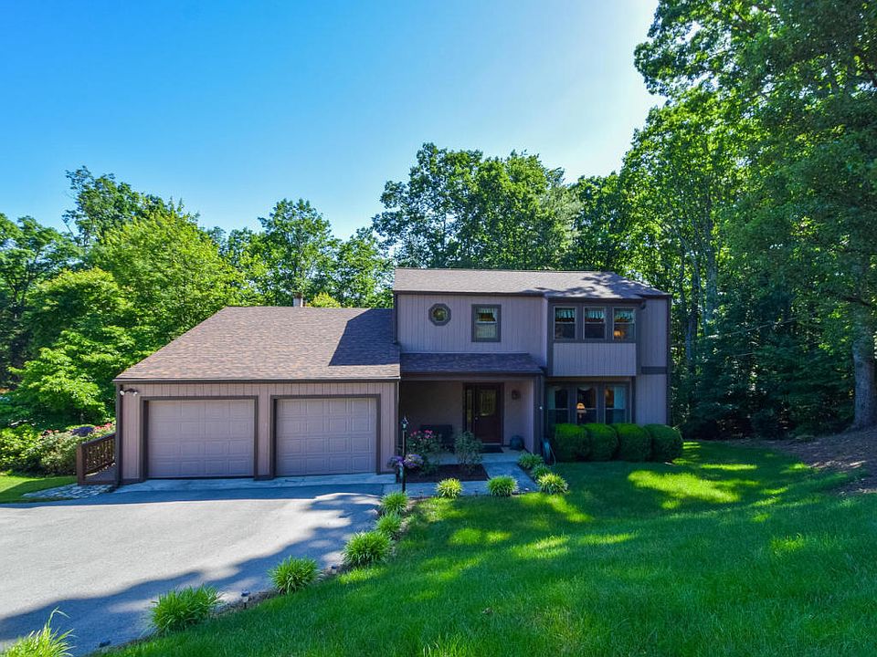 1st image of 2711 Mallard Dr