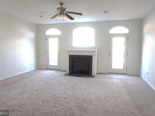 22997 Bulwark Ter, Ashburn, VA 20148