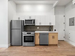 1184 Dean St APT 2B, Brooklyn, NY 11216