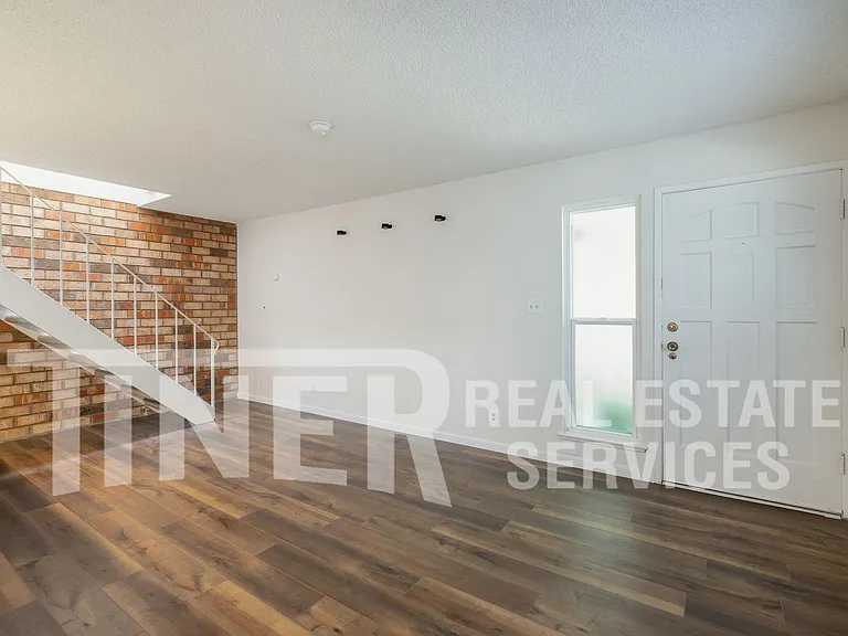 5145 Connecticut Dr #2 — Photo 4