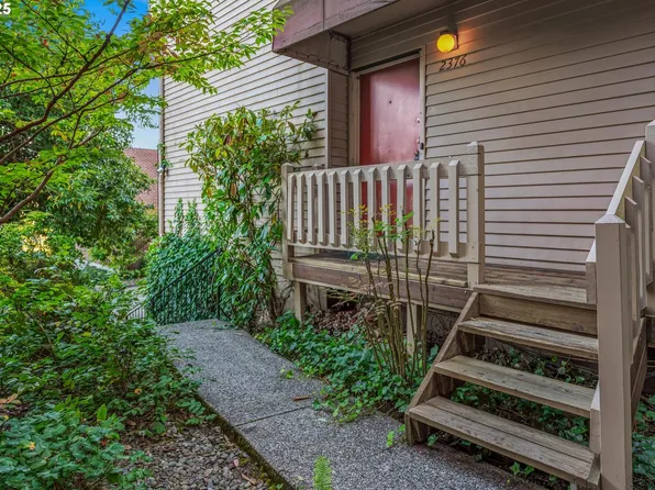 2376 SW Cedar St, Portland, OR 97205