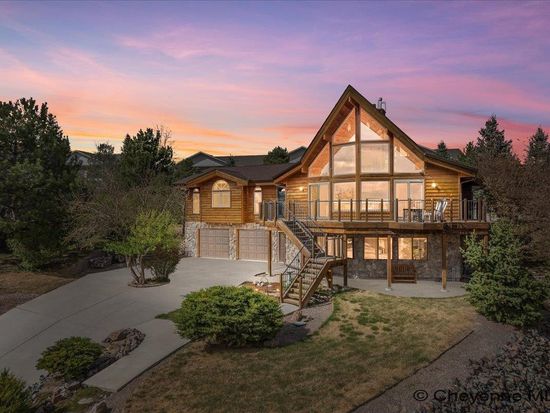 6231 Kemp Hill Dr, Cheyenne, WY 82009