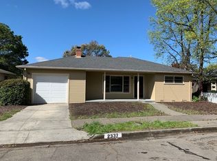 2337 Rowe Dr, Santa Rosa, CA 95403