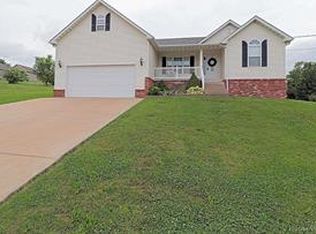 1185 Hawthorne Dr, Bonne Terre, MO 63628