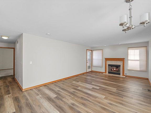 2nd image of 728 Kresswood Dr #728