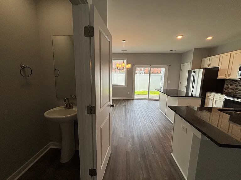 606 Windsurfing Ln — Photo 13