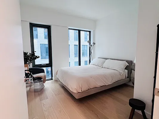 Sold by United Real Estate Fortune | media 33
