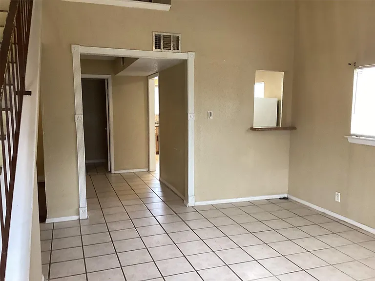 15831 Bazelbriar Ln — Photo 37