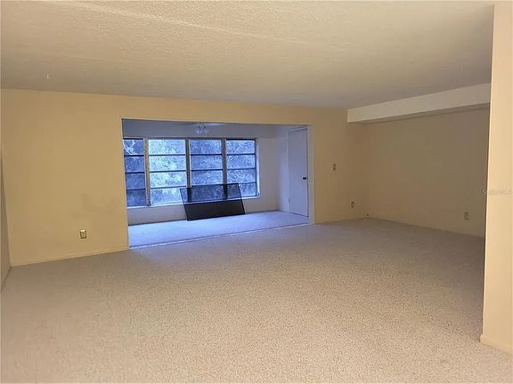2nd image of 400 El Camino Dr APT 203