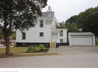 386 Court St, Auburn, ME 04210