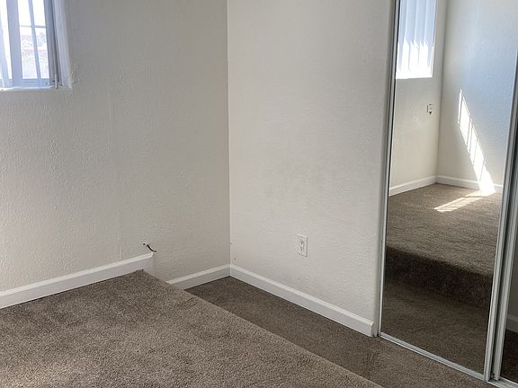 5th image of 4025 Highland Ave