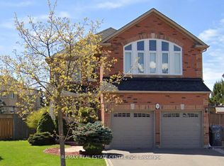 18 Baccarat Cres, Brampton, ON L7A 1K7