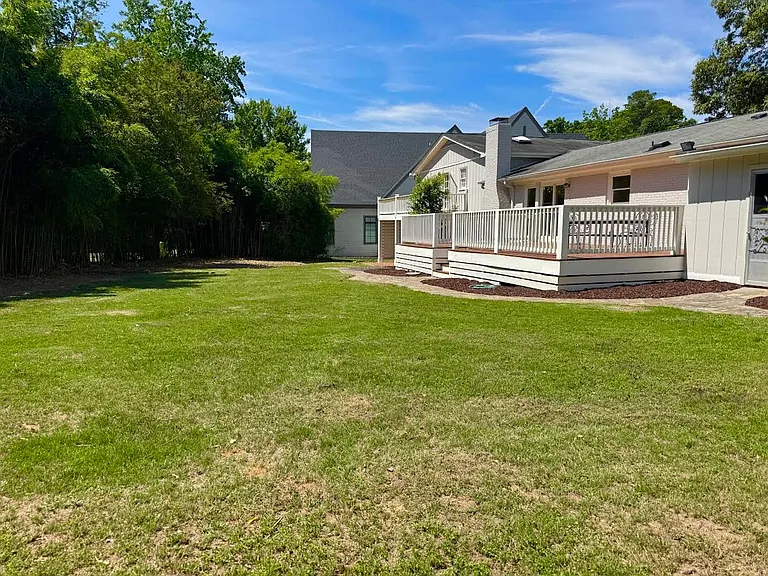 1402 Hedgelawn Way — Photo 32