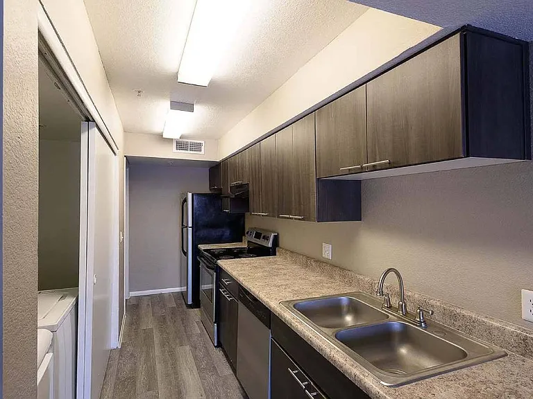 The Flats at Peoria — Photo 25