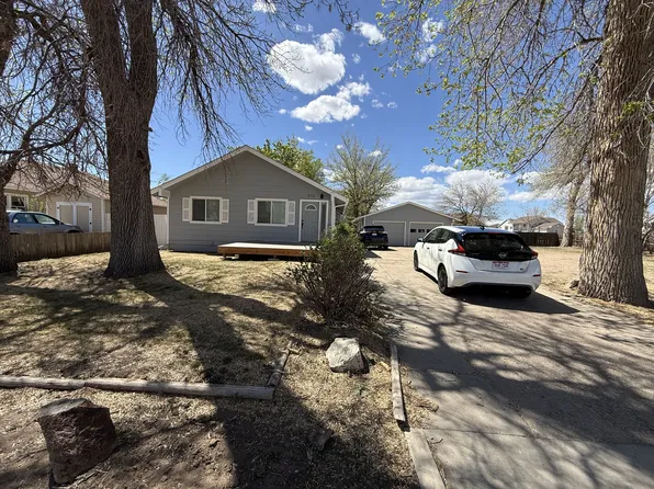 310 Chimney Park Dr, Windsor, CO 80550