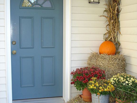 FRONT DOOR