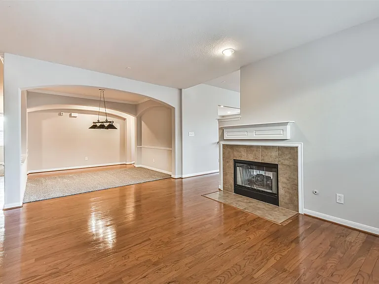 9506 Gramond Hall Ct — Photo 7